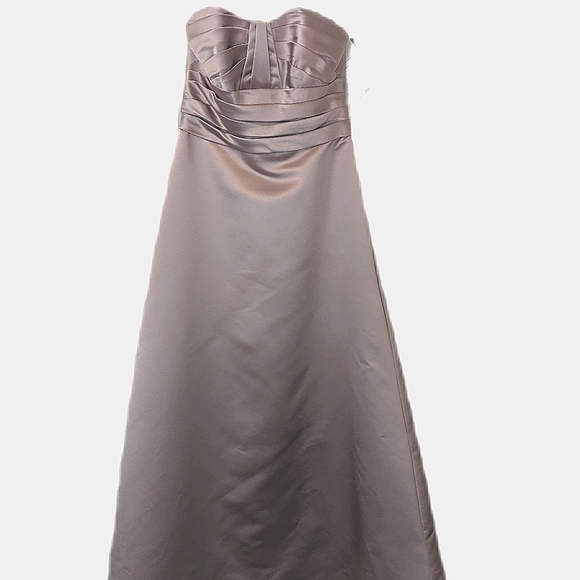 𝅺nwt Strapless Satin Gown size 10 - Picture 1 of 16